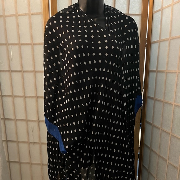 Lane Bryant Accessories - Lane Bryant black & white polka dot with blue trim wrap